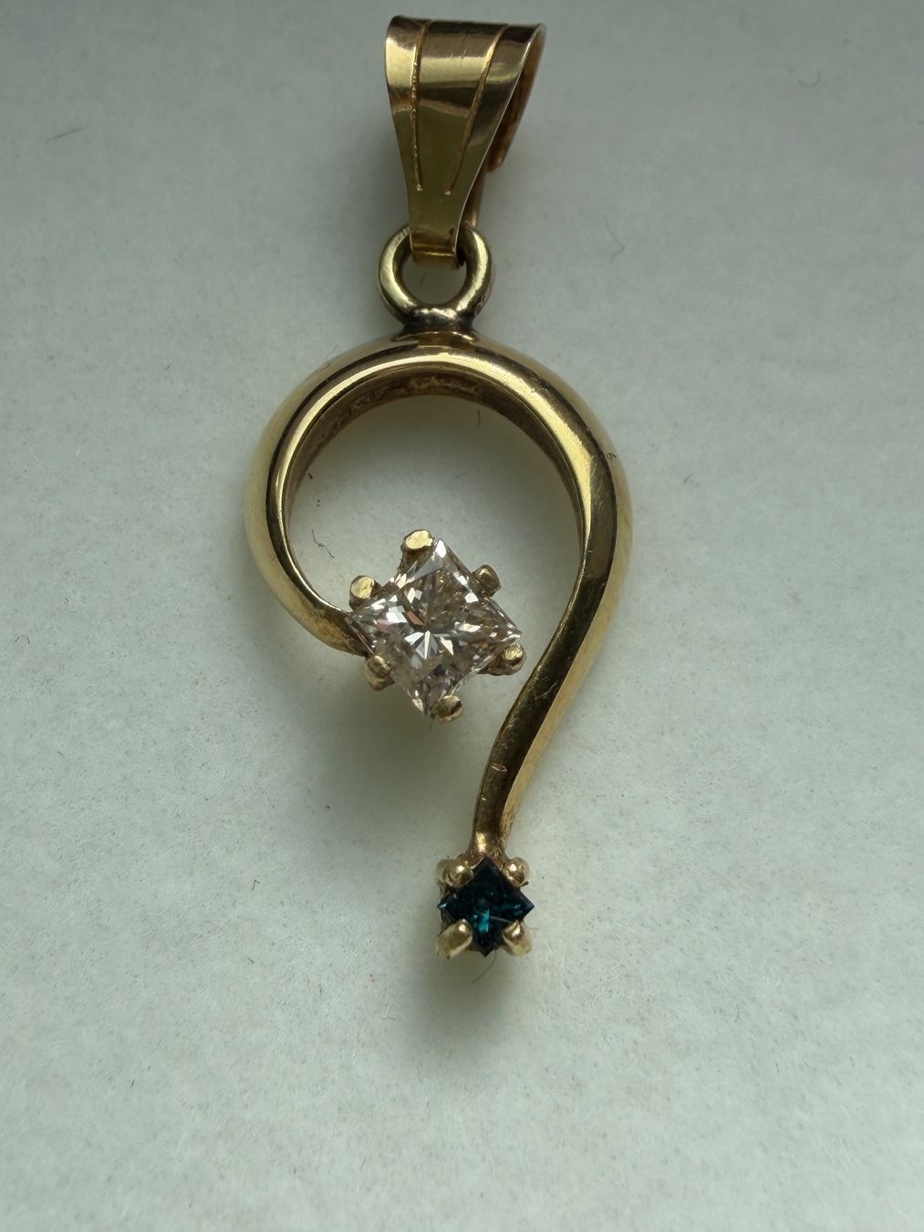 Pendentifs: Diamant Anhänger – Neuf (Voir description) à Liestal par marieugenia