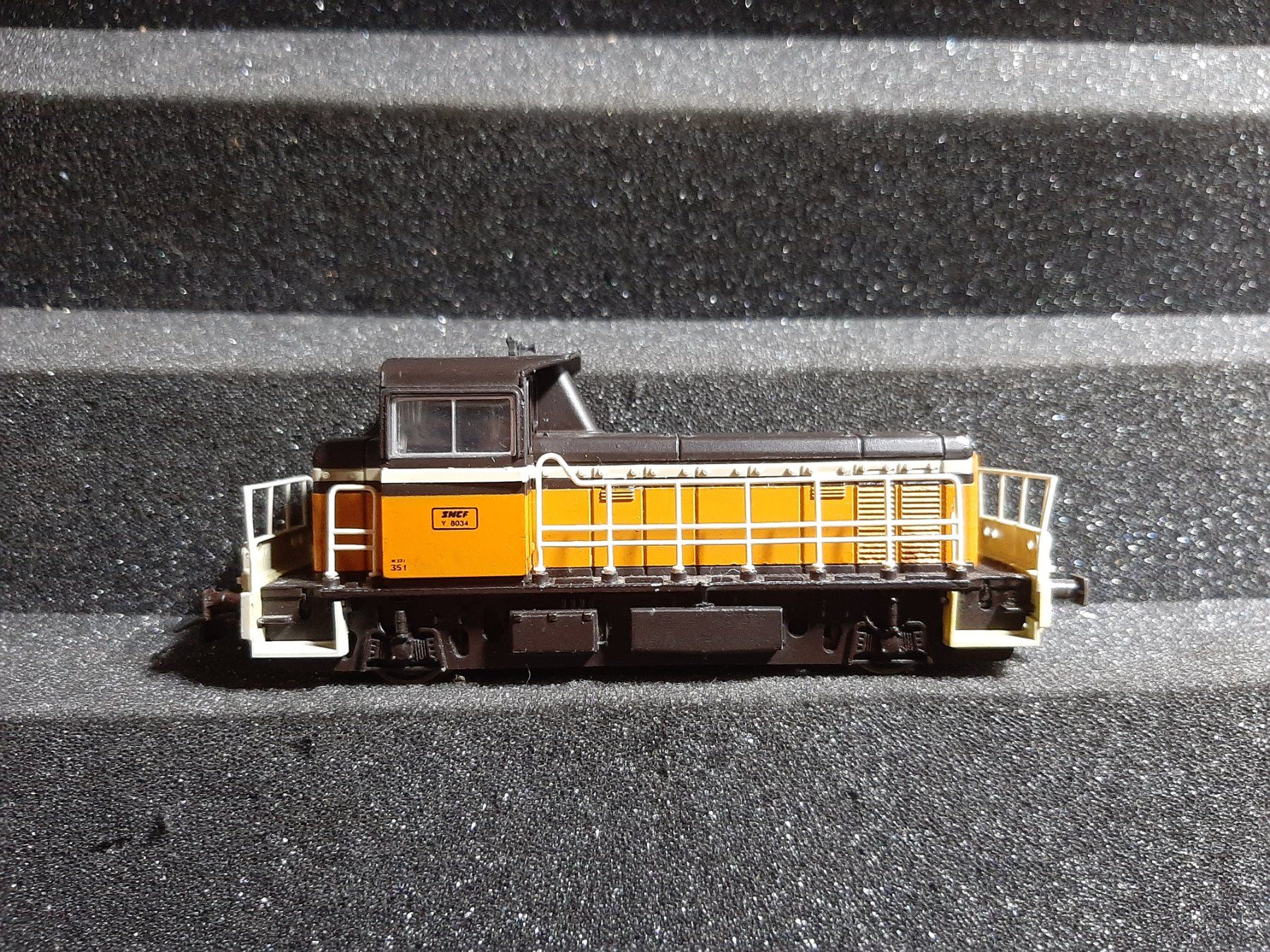 Rivarossi Modelleisenbahnen: ROCO 8039 REF.24 – Gebraucht aus Avully von RIVALIS 1