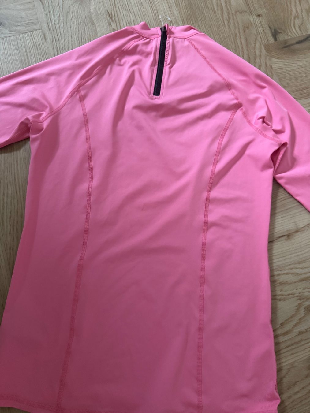 Leibchen & Hosen: UV SCHWIMMSHIRT GR. L – Neu und originalverpackt aus Walperswil von So1me25