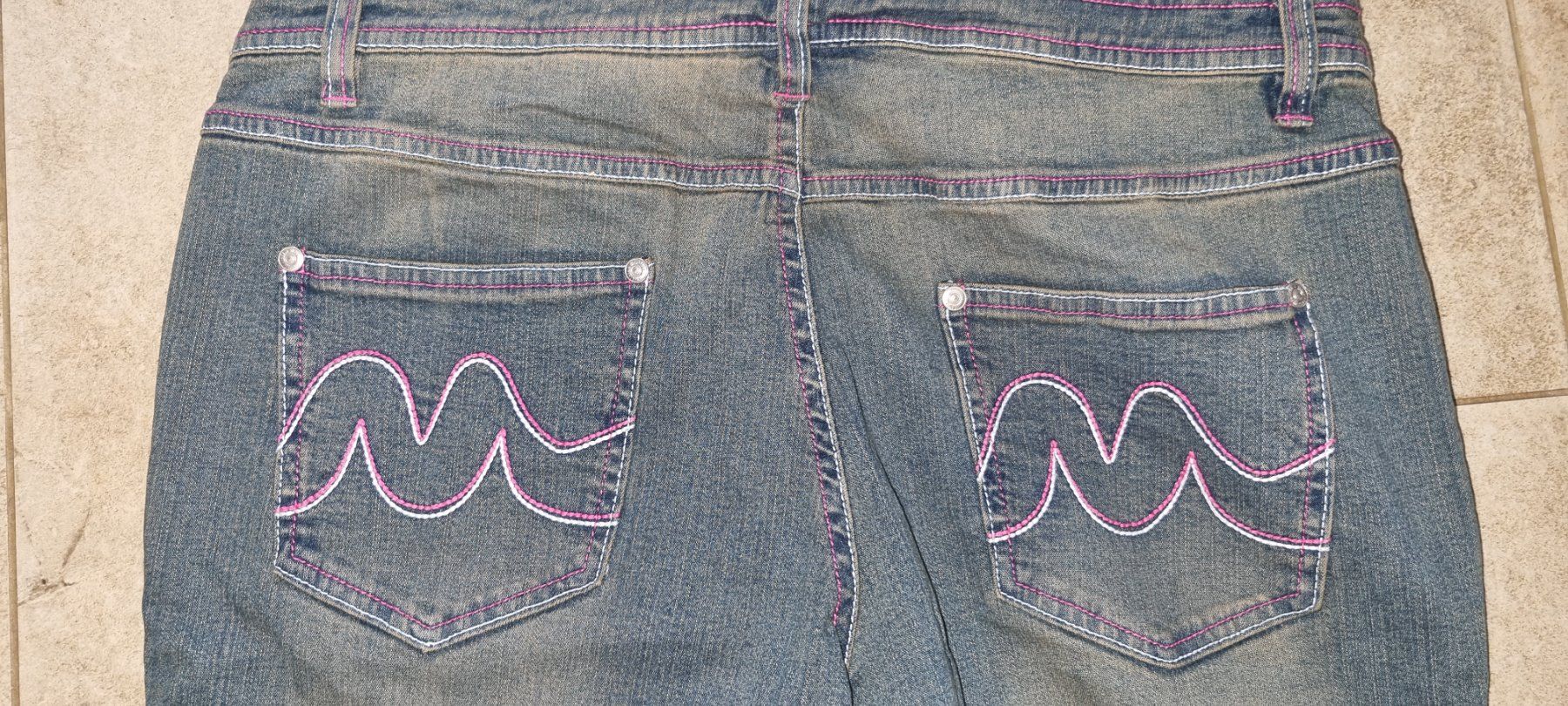 Jeans: Tolle umwandelbare Jeans gr.42 – Nuovo (secondo la descrizione) da Grossdietwil venduto da GNOM313 1
