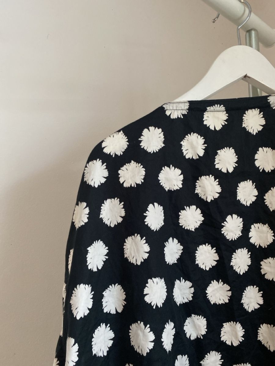 Camicette: Bluse Blumen Gr. M schwarz/weiss – Usato da lommis venduto da inf_thv8 4
