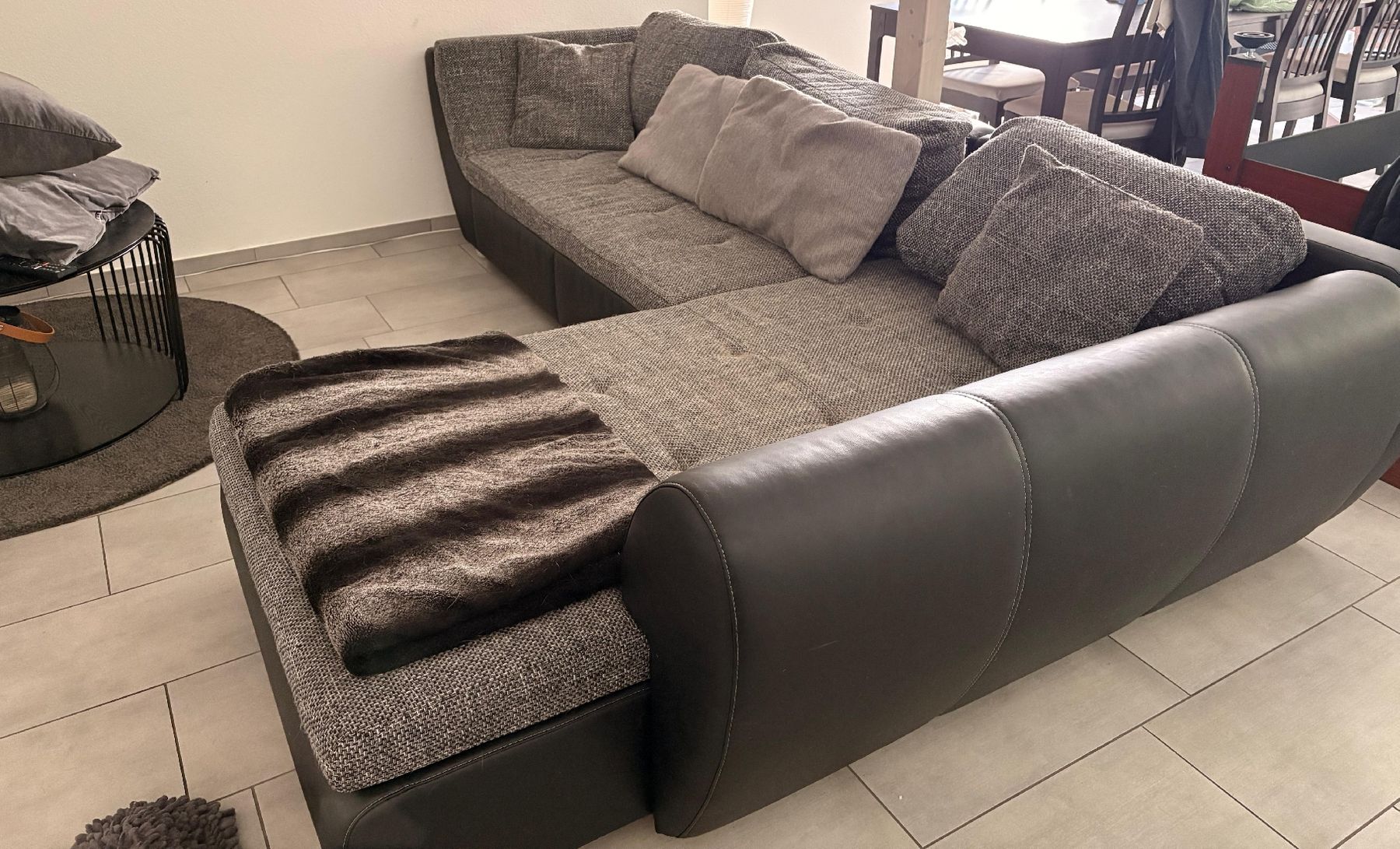Divani: Schönes Ecksofa mit Gebrauchsspuren, muss abgeholt werden. – Usato da Gränichen venduto da kite6668 1