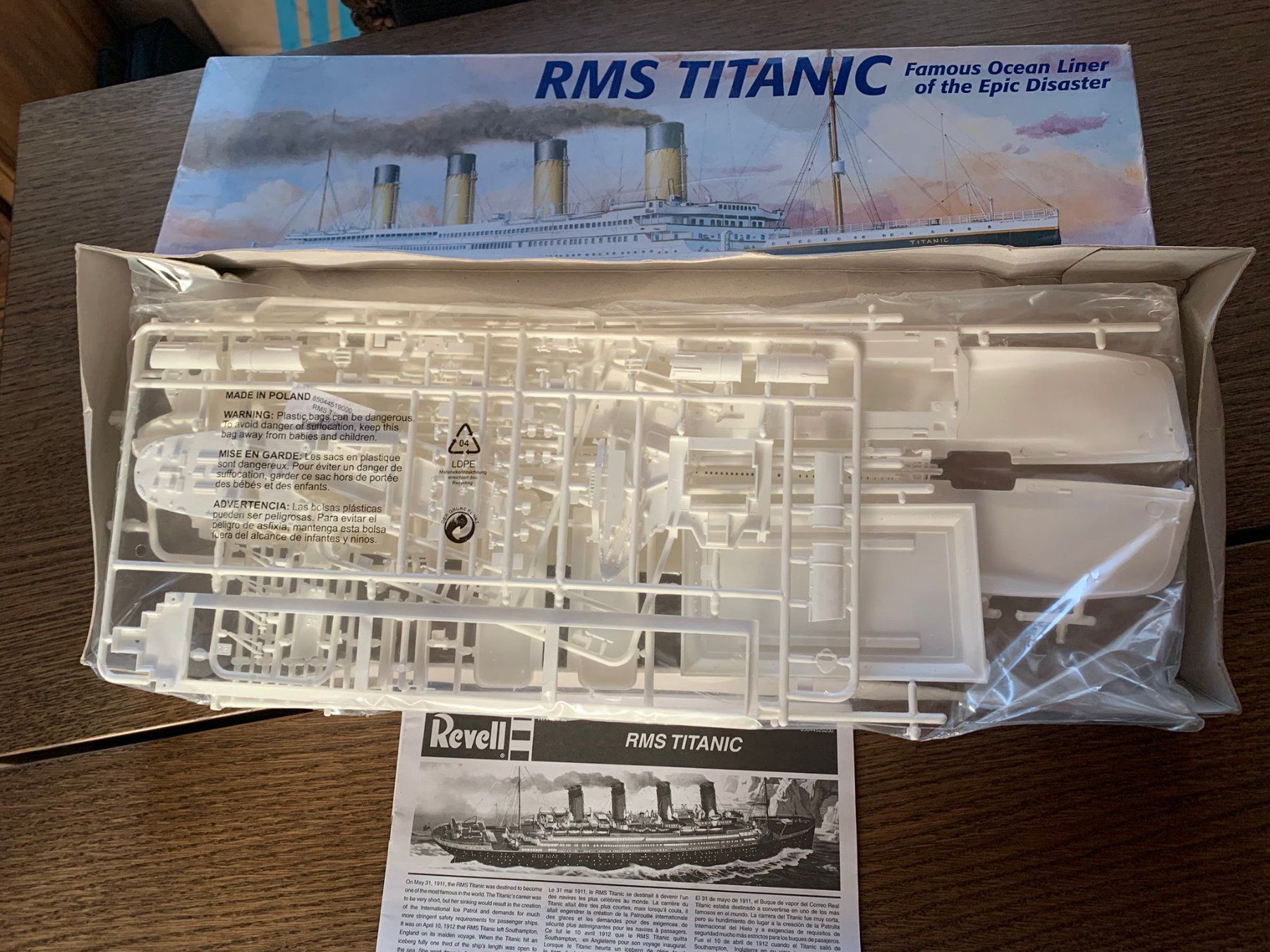 Revell Kit di modellismo & Modellini statici: Revell Titanic Modellbausatz 1/570 – Usato da Sonceboz-Sombeval venduto da ant_cd5j 1
