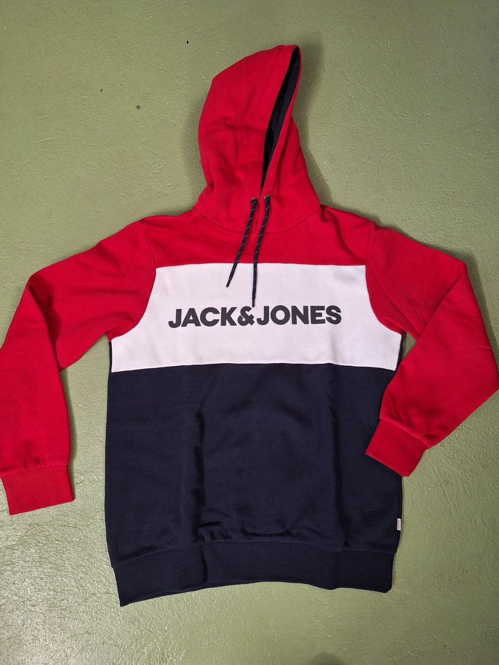 Jack & Jones Pullover & Sweatshirts: Jack & Jones Pullover – Gebraucht aus Niederglatt ZH von Bobsli