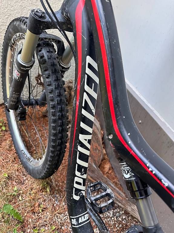 Specialized Velos: VTT enfant Specialized tout suspendu – Gebraucht aus Lausanne 26 von SamLou 2
