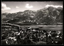 AK Weite / Wartau, Ortspartie gegen Alpen