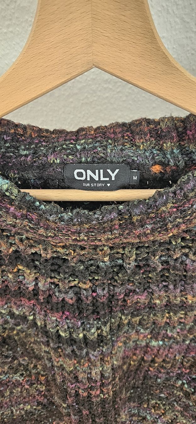 Only Maglioni & Felpe: Only Pullover bunt schwarz Grösse M – Usato da Rombach venduto da ThriftBetter 1