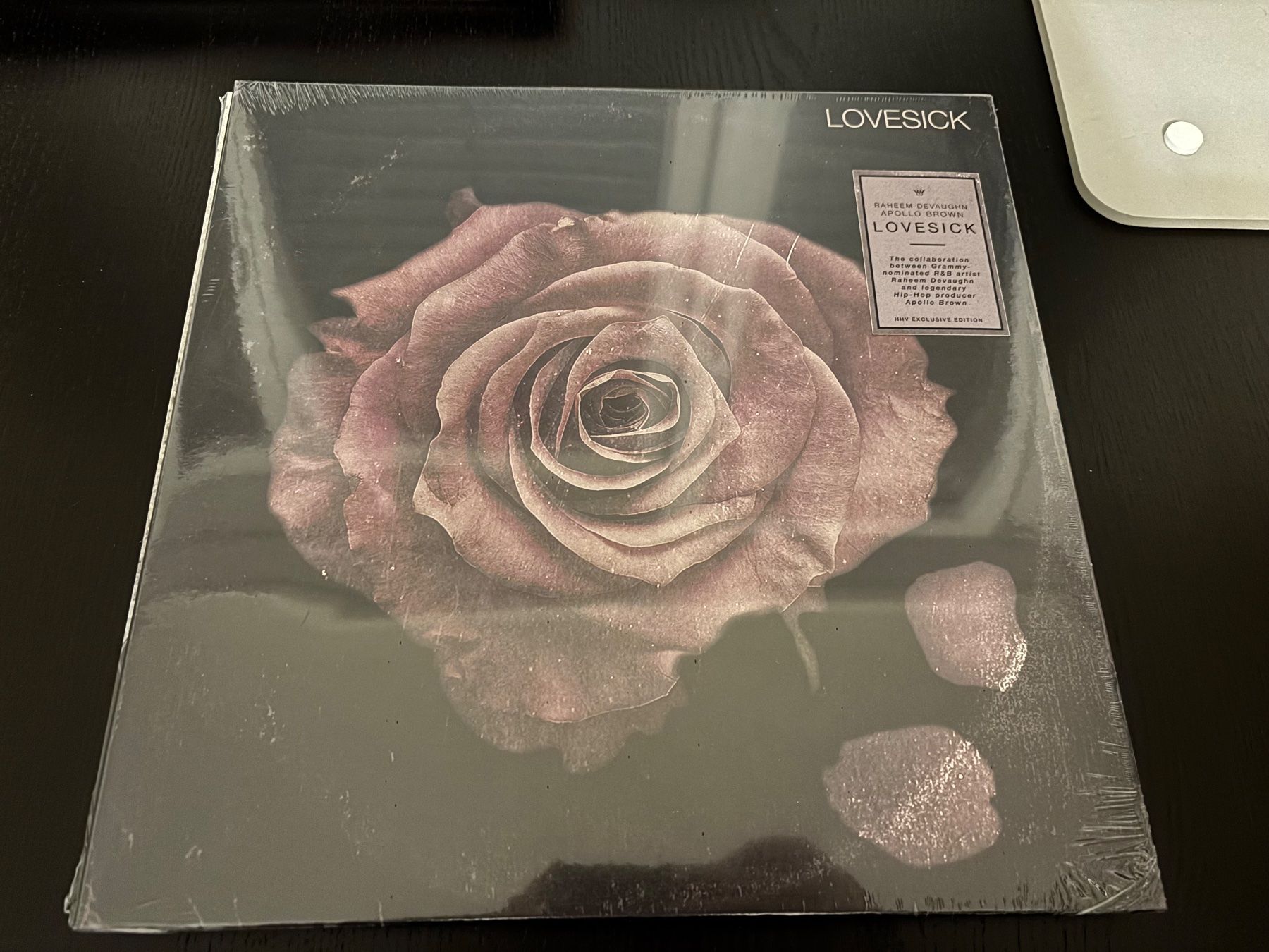 Dischi in vinile: Raheem DeVaughn & Apollo Brown – Lovesick LP (Lim.) – Nuovo e nell'imballaggio originale da Pfäffikon ZH venduto da bangboombang