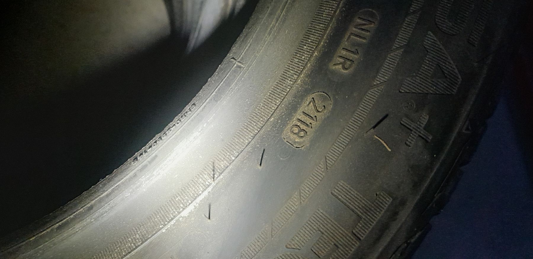 Pneumatici & Ruote complete: Winterpneu 215/55 R 16 – Usato da Brünisried venduto da magnum02