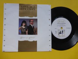 Eurythmics – Love Is A Stranger