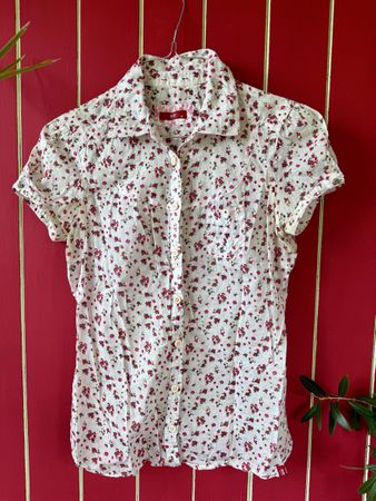 Bluse kurzarm floral weiss rot edc by esprit Grösse M