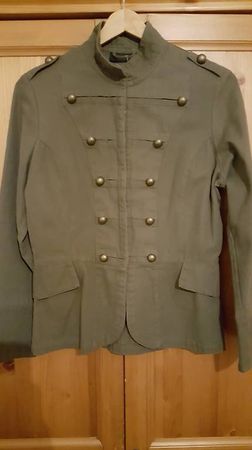 Grüne Jacke im Military Look, Gr. 36