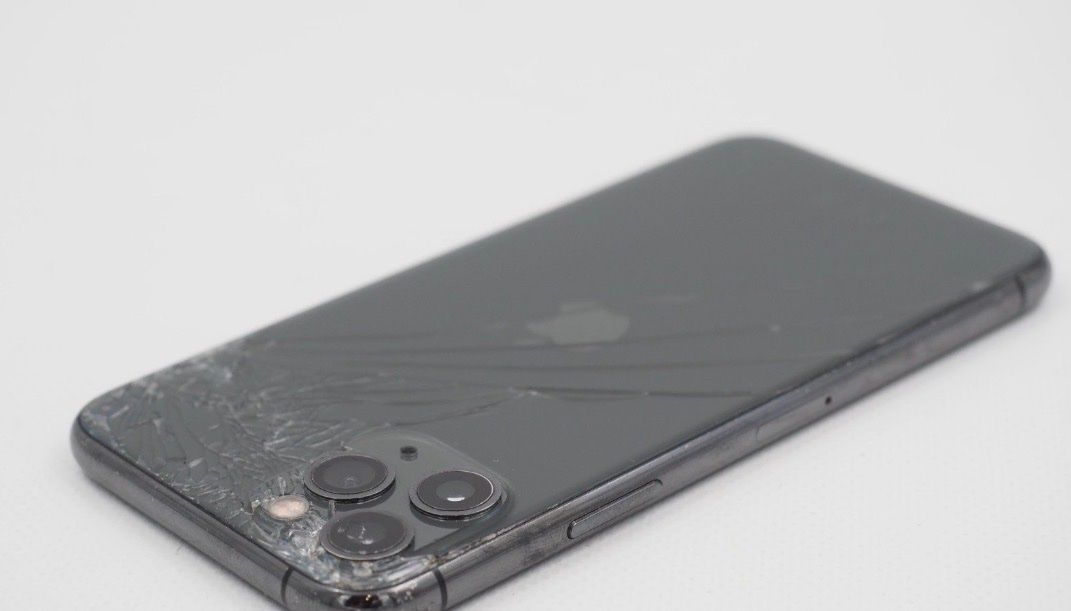 Apple Handys / Smartphones: APPLE iPhone 11 Pro iCloud gesperrt – Defekt aus Luzern von Waince786 5