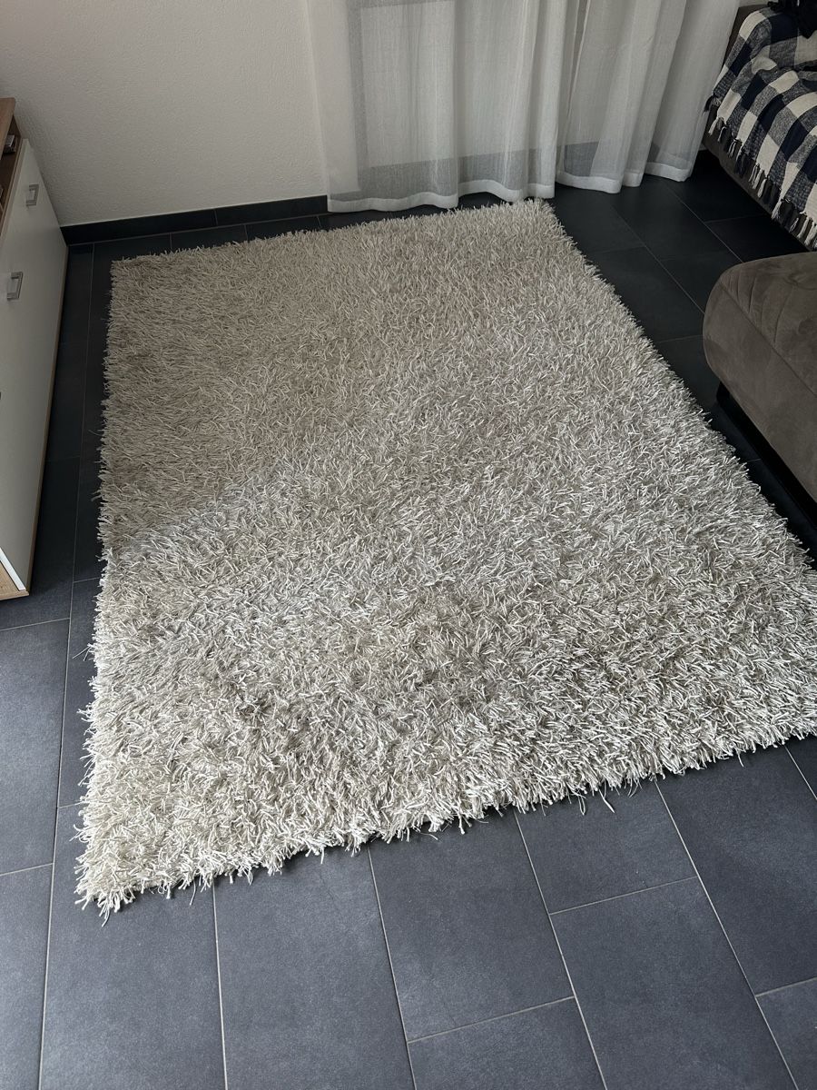 Teppiche: Esprit Shaggy Teppich 170x240  – Gebraucht aus Sagogn von kre_z75s