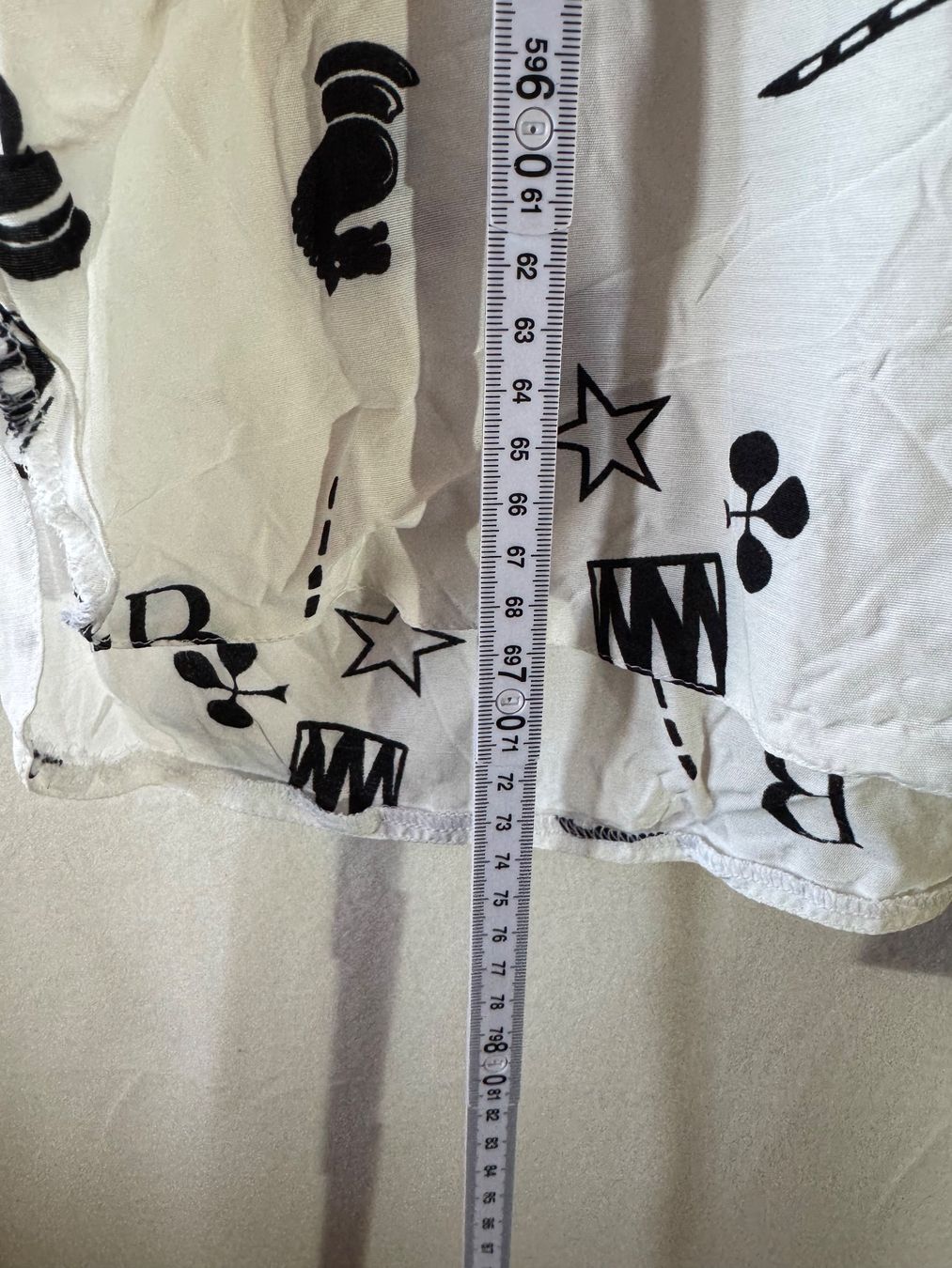 Costumi: Kostüm von Tru Bluse Gr 38/40 – Usato da Grosswangen venduto da second_hand_dress 1