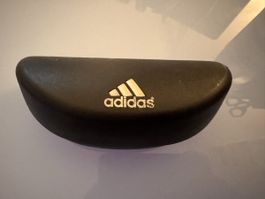 Adidas Brillenetui schwarz Hartschale gebrauchter Zustand