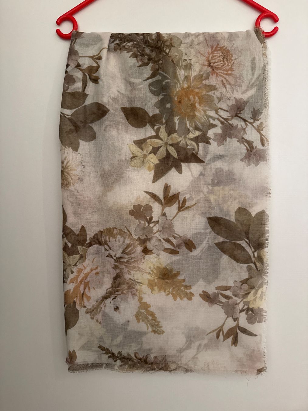 Foulard & Sciarpe: Schal – Usato da Wetzikon ZH venduto da hypebeast