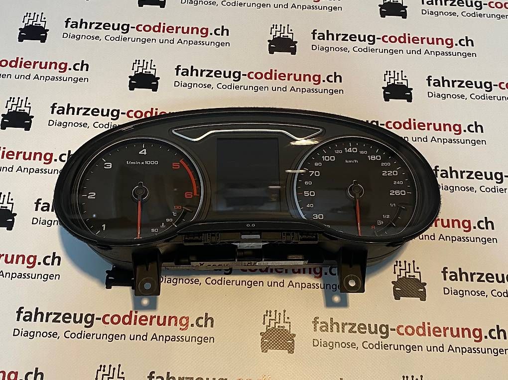 Alle Autoersatzteile: Audi A3 8V Tacho Kombiinstrument 8V0920870B – Gebraucht aus Frauenfeld von Gangster02