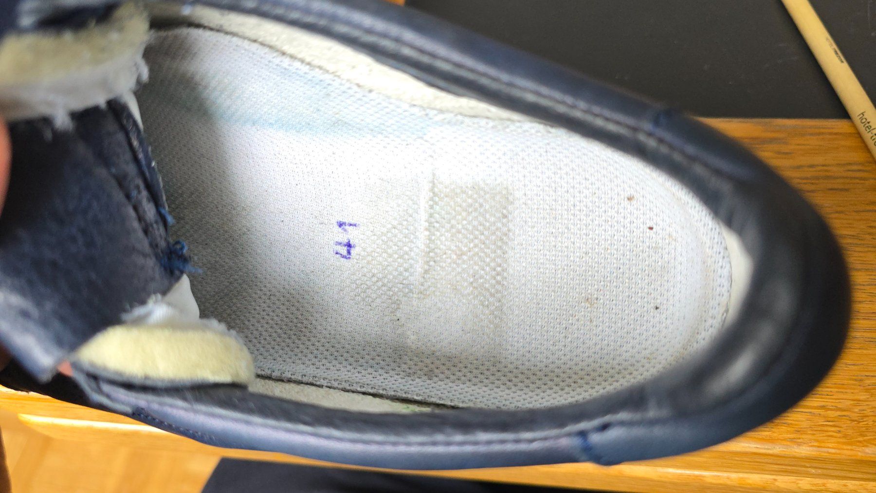 Autry Scarpe da uomo: Autry Medalist Low in Dunkelblau   .  EU 41 – Usato da Wallisellen venduto da theblacksheep 3