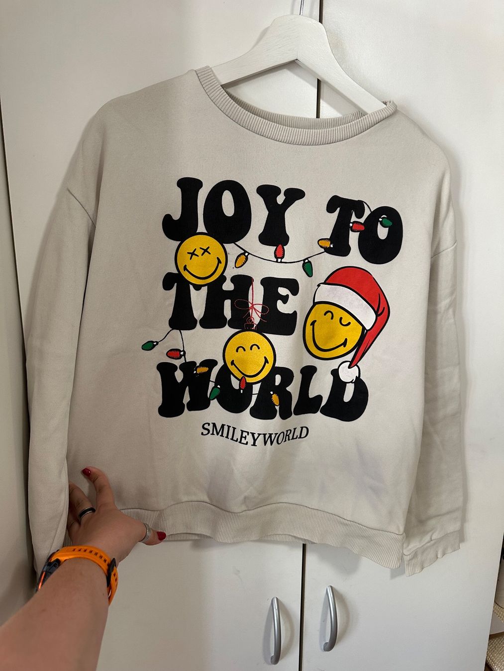 Pulls & Sweat-shirts: Pullover Smileyworld  Grösse S Weihnachten Motiv – D'occasion à Schaan par Hermine2018