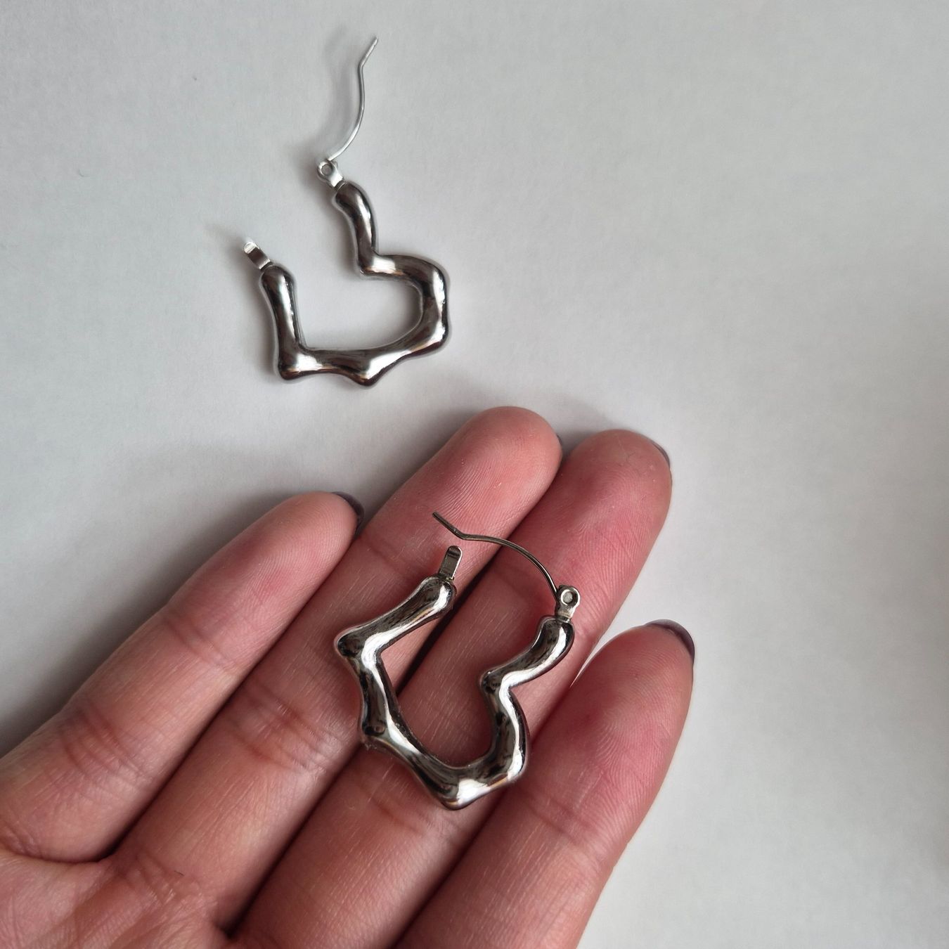 Orecchini pendenti & Orecchini a lobo: Boucles d'oreille argentées en acier inoxydable – Usato da Villars-sur-Glâne venduto da dia_2q2l 3