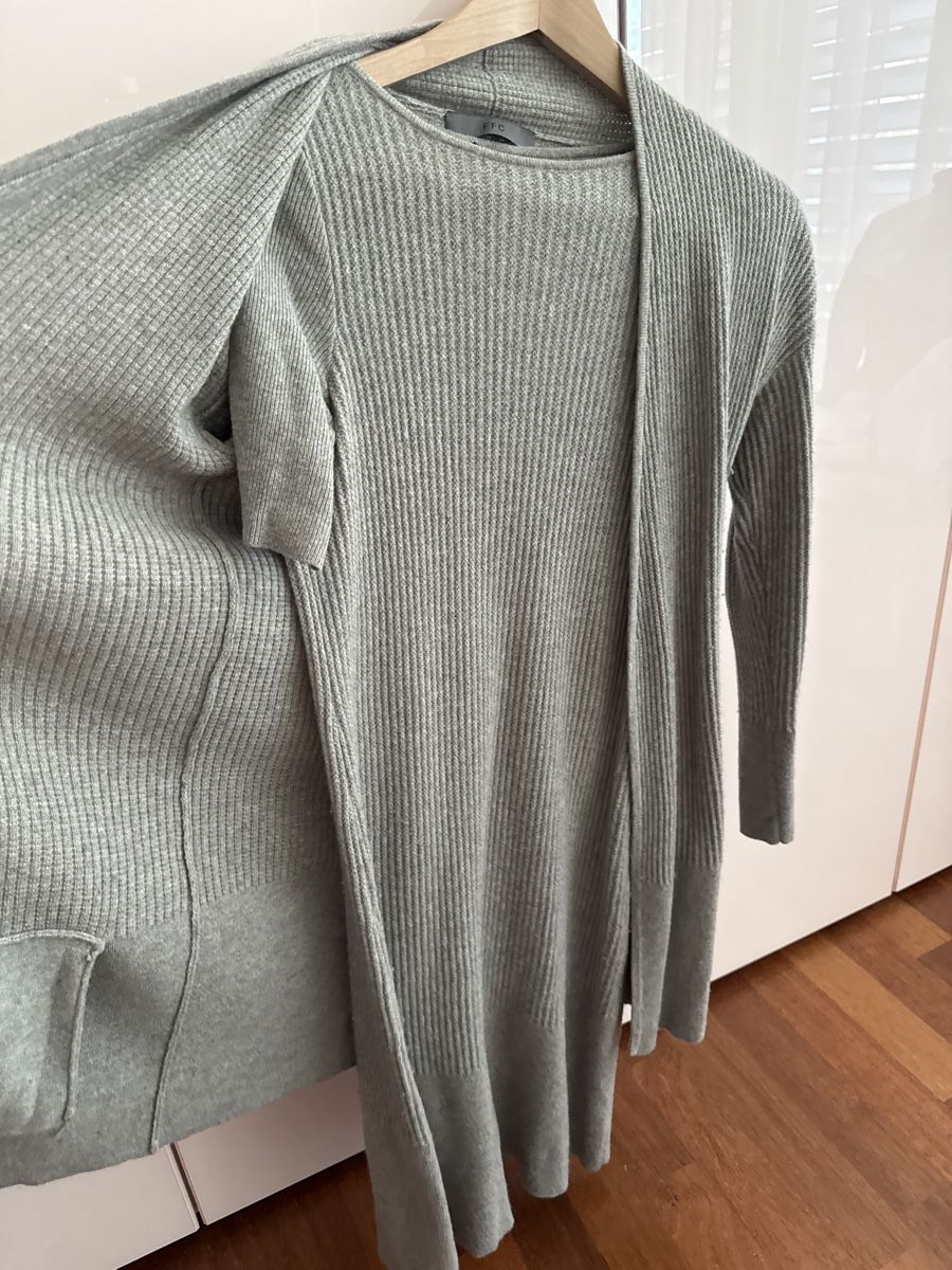 Lotti di vestiti: FFC 2 teile Gr. XS/S - Kleid und long Pull – Usato da Stäfa venduto da 6senses 1