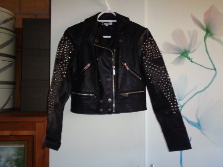 *** Kunstlederjacke mit Nieten von Morgan *** / Ungetragen