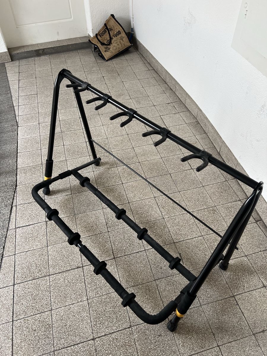 Hercules Supports pour instruments & partitions: HERCULES GS525B – D'occasion à Lausanne par mat_pt8n