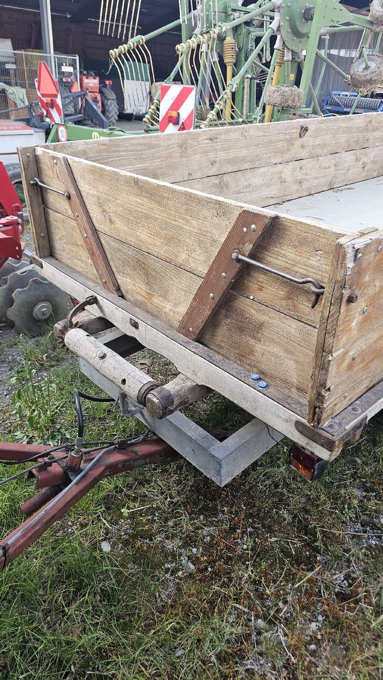 Rimorchi: Antiker Holzanhänger – Usato da Brütten venduto da Werklibuebe 1