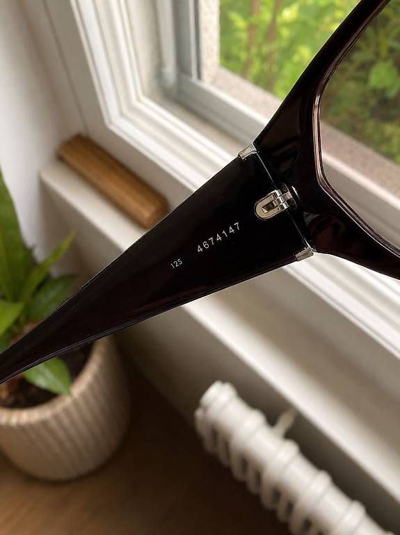 Occhiali & Lenti: Lunettes de soleil Cartier  – Usato da Lausanne venduto da Psupergirl 2