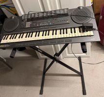 Keyboard Ständer Clifton X-Form schwarz guter Zustand