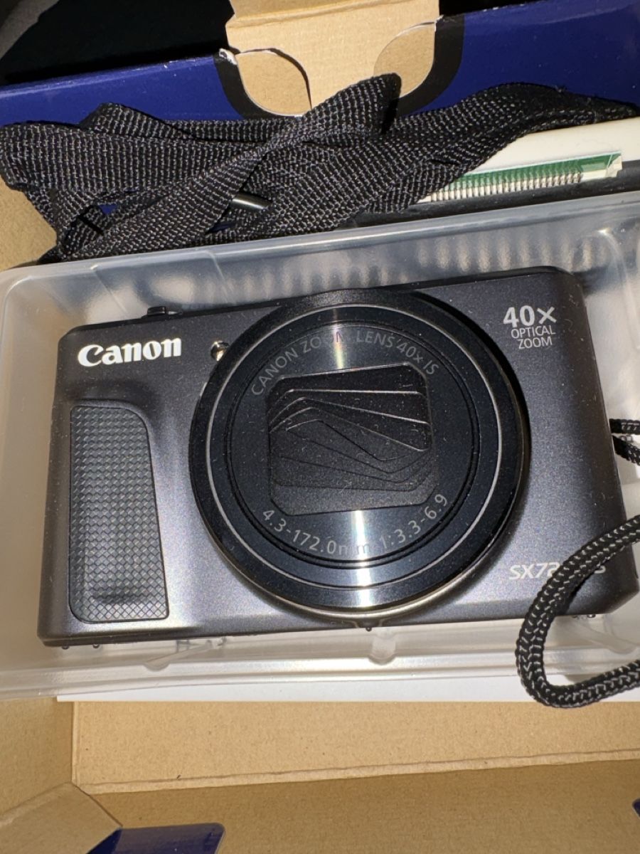Canon Fotocamera: Canon Powershot SX720 HS – Usato da Thun venduto da ArdBu 1