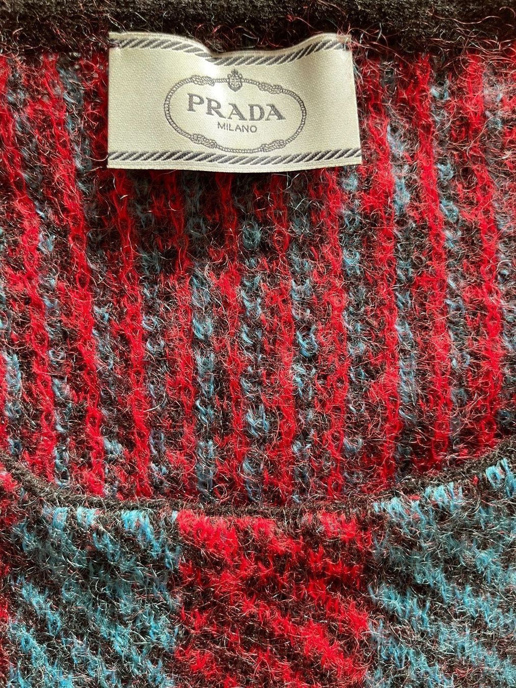 Prada Tops: Top Prada neuf en laine – Neu (gemäss Beschreibung) aus Genève von Annilu 1