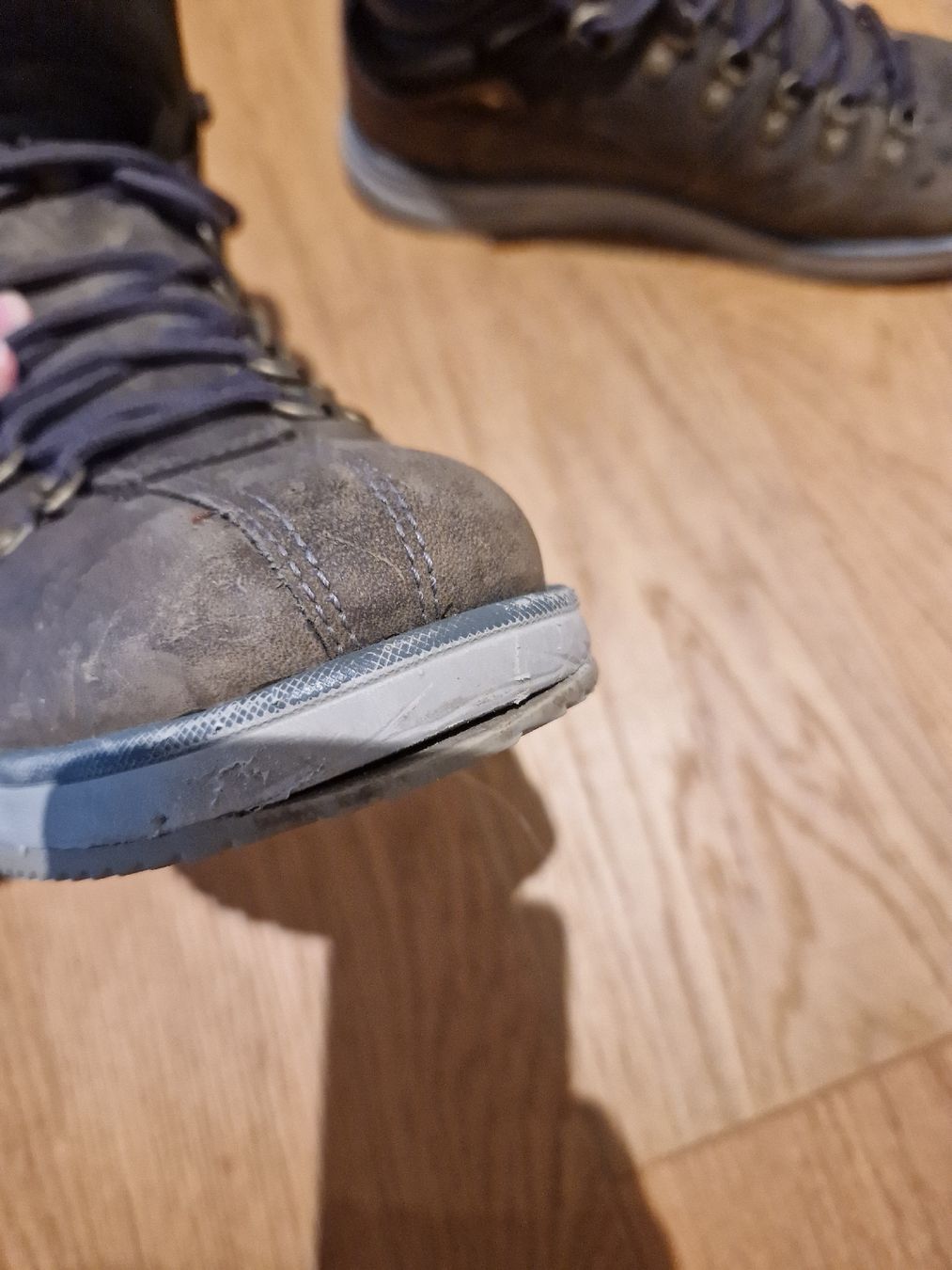 Merrell Scarpe da uomo: Robuste Merrell Herbst- /Winterschuhe Gr. 43.5 – Usato da St. Gallenkappel venduto da Kevinofski 5