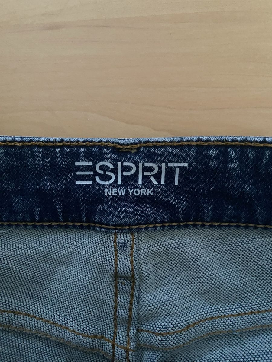 Esprit Jeans: Esprit Jeans Mid/Slim 28/34 – Usato da LUZERN venduto da Supigers 2
