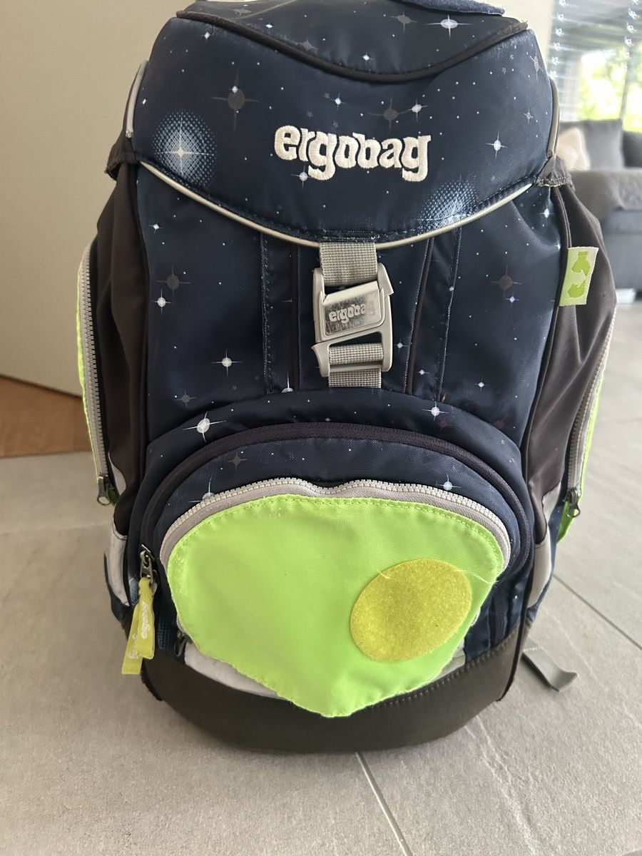 Ergobag Sacs & sacs à dos: Ergobag Schulrucksack set – D'occasion à Hilterfingen par kin_zx9j 8