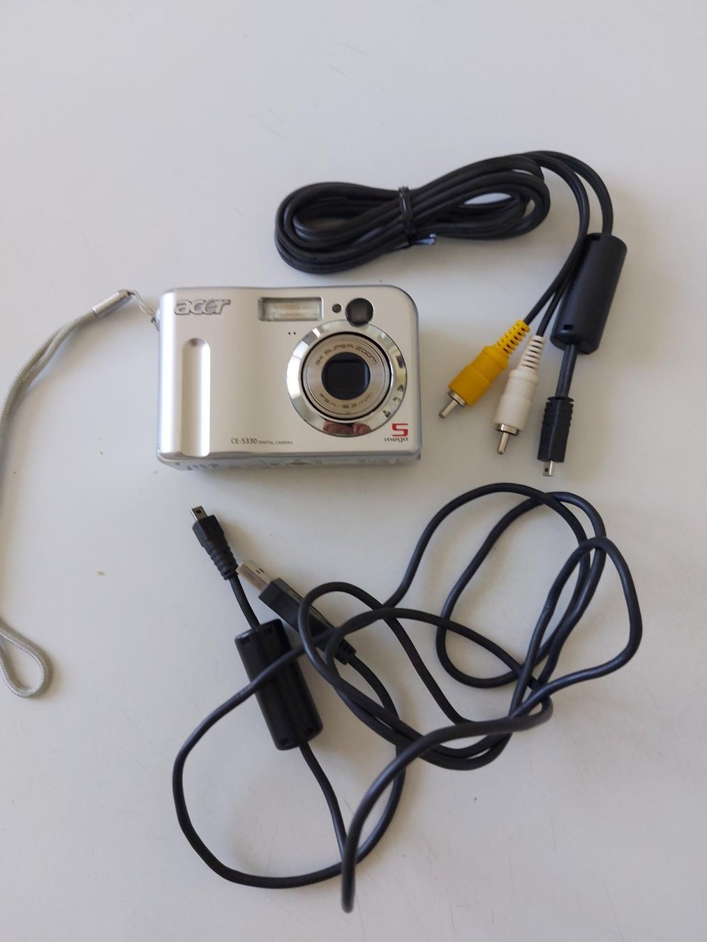 Fotocamera: Acer Digitalkamera – Usato da Rain venduto da Europool 2