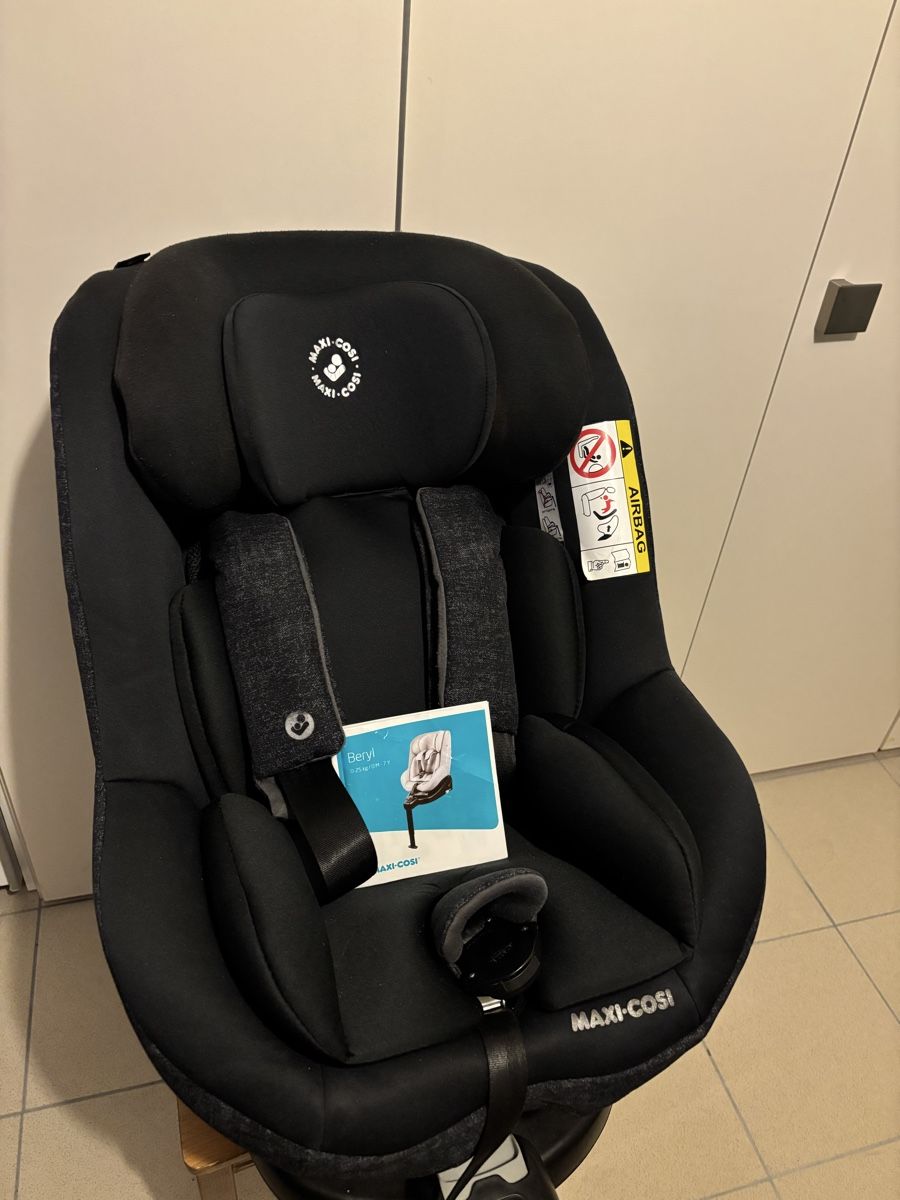 Maxi-Cosi Seggiolini per auto: Maxi-Cosi Autositz, 0-25kg – Usato da Auenstein venduto da david.marmy