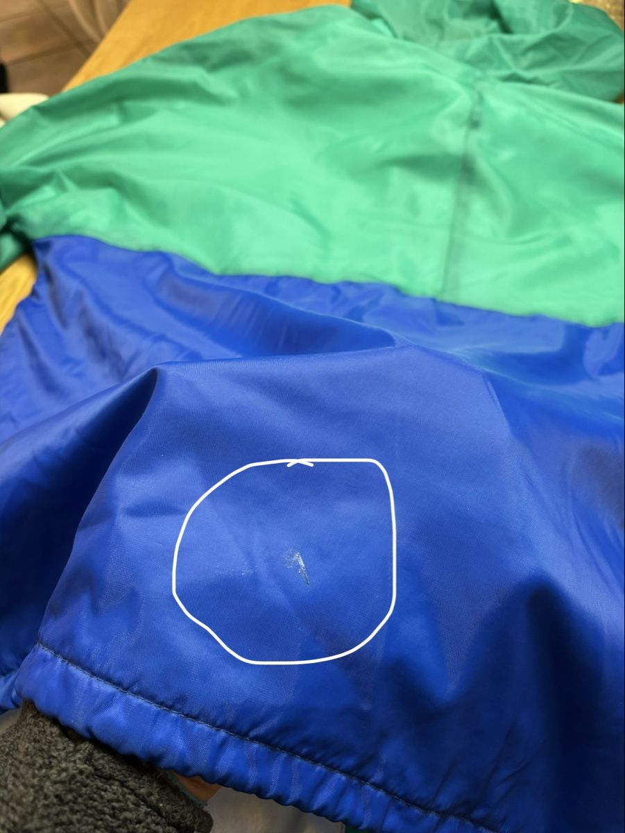 Giacche: Giacca a vento Capt. Cook blu e verde, con cappuccio – Usato da S. Antonino venduto da LIKA91 3