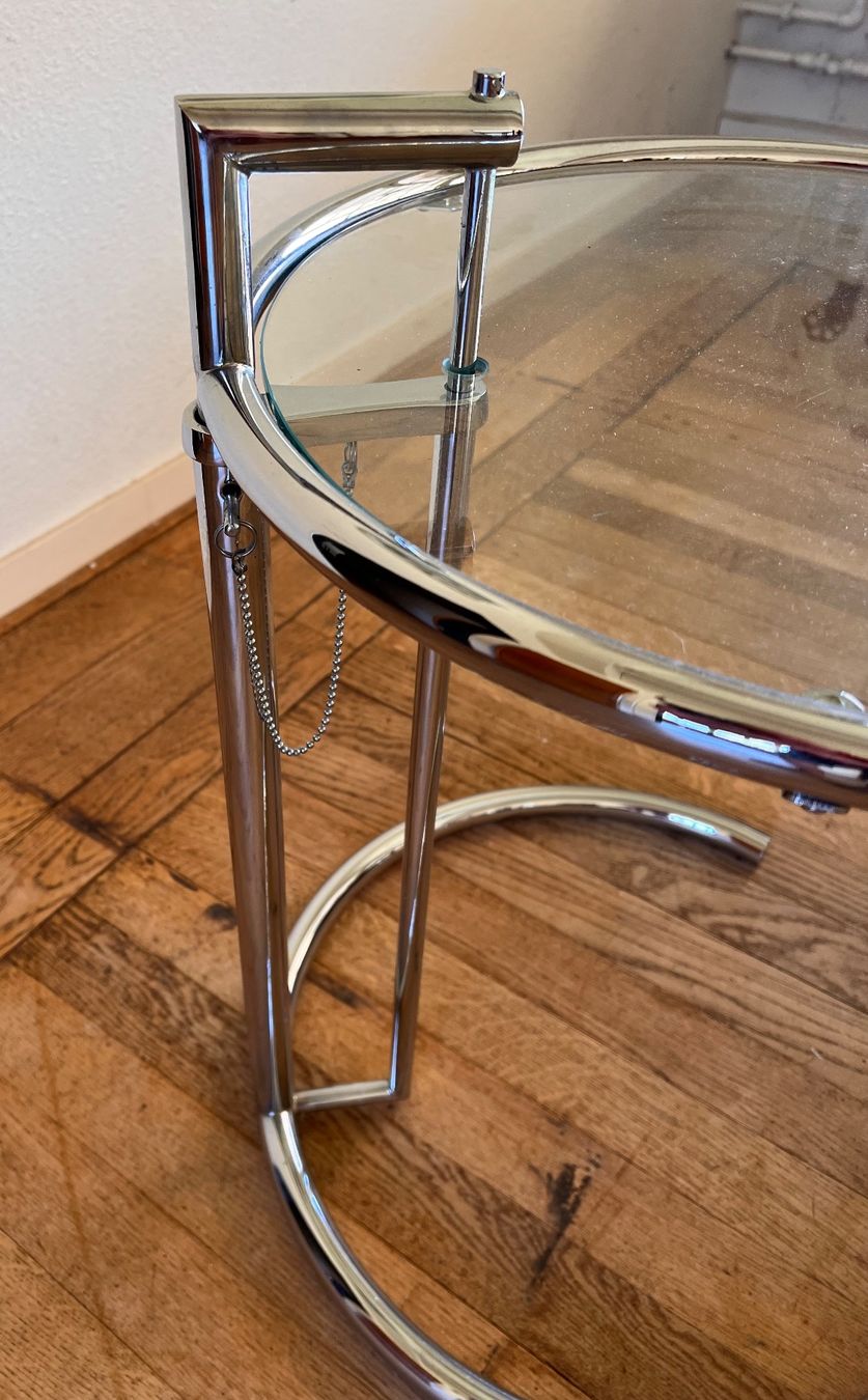 Tische: Beistelltisch E 1027, Eileen Grey, 2000 – Gebraucht aus Tecknau von smoothtentacles 2