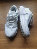 NIKE weiss Gr 39, wie neu