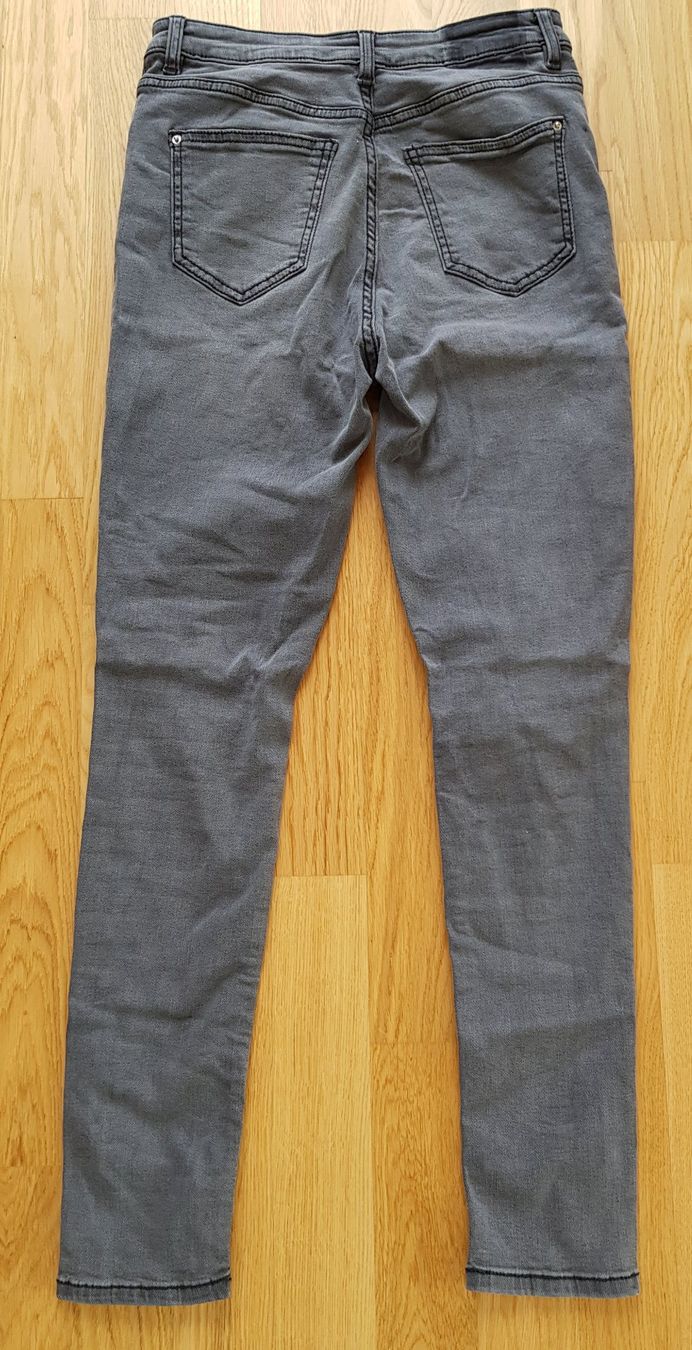 Jeans: Jeans von Terranova / Gr. 38 – Gebraucht aus Luzern von Salemanlu 1