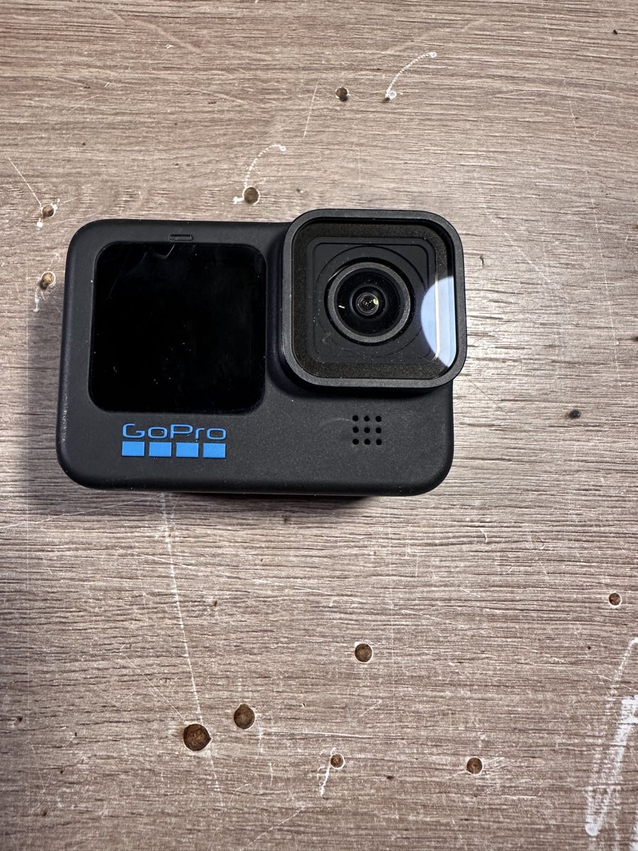Gopro Action Cam: Gopro hero 10 mit einem akku – Gebraucht aus Langwies von nik_c2pk