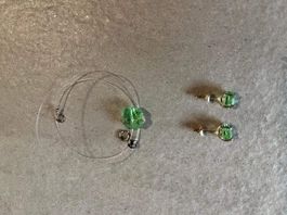 Kette und Ohrringe