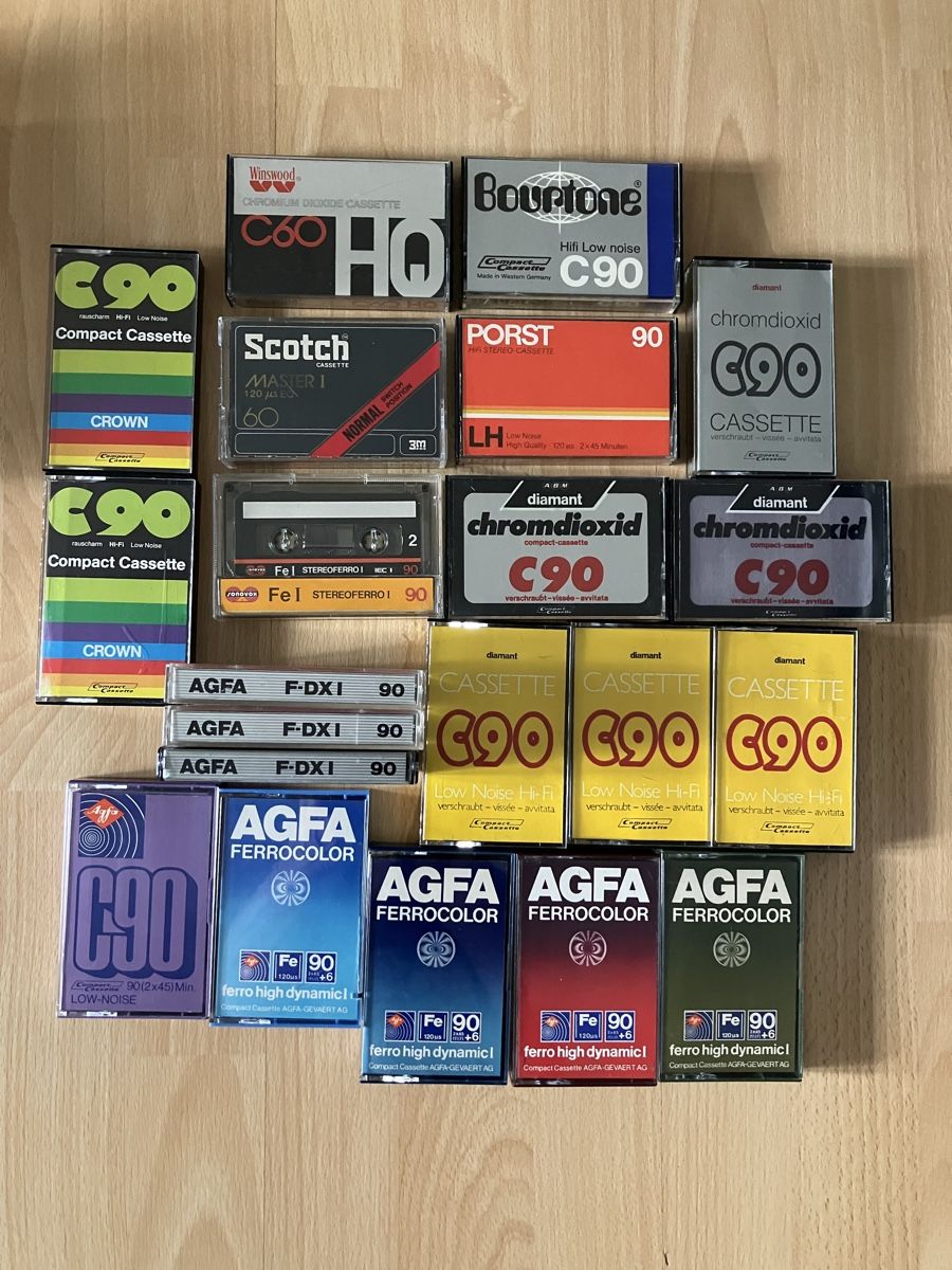 Musicassette: Musikkassetten Set – Usato da Safenwil venduto da Panasony