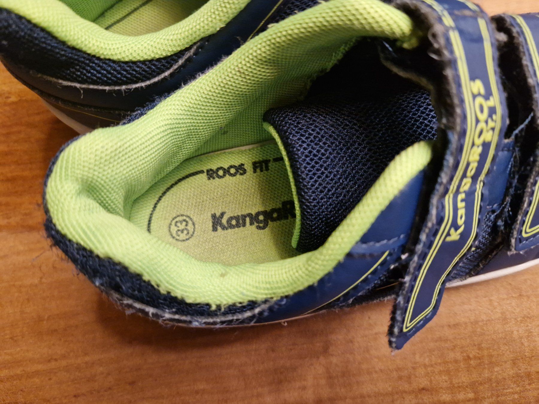 Scarpe per ragazzi: Turnschuhe Hallenschuhe KangaROOS 33 – Usato da Giswil venduto da movo08 3