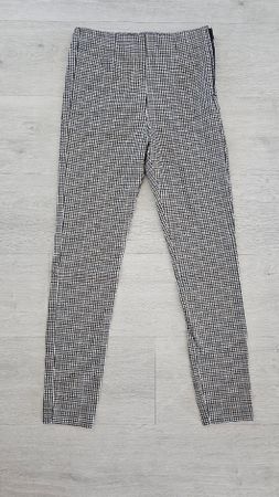 Zara Hose/Leggings, Grösse M, Kariert, mit Reissverschluss