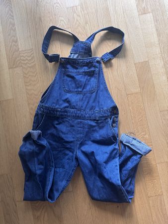 Latzhose even&odd