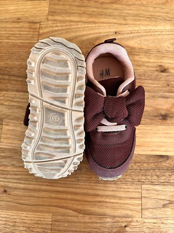 Chaussures filles: Schuhe Gr. 23 – D'occasion à Zürich par esp_v7ml 1