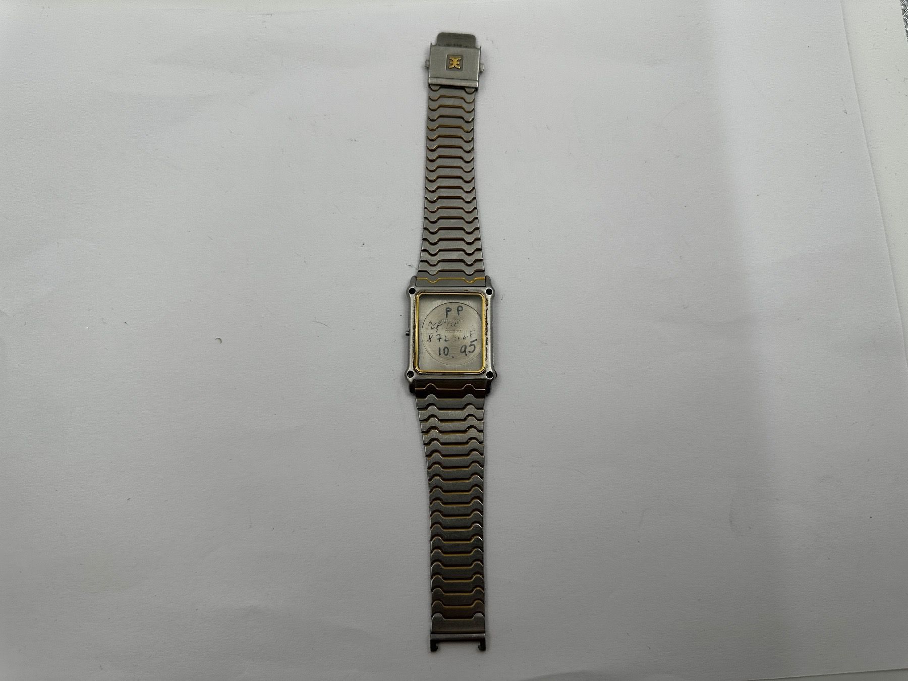 Ebel Orologi: Ebel Tank Gehäuse mit Band ref: 181902 – Usato da Brüttisellen venduto da AlphaOmega05